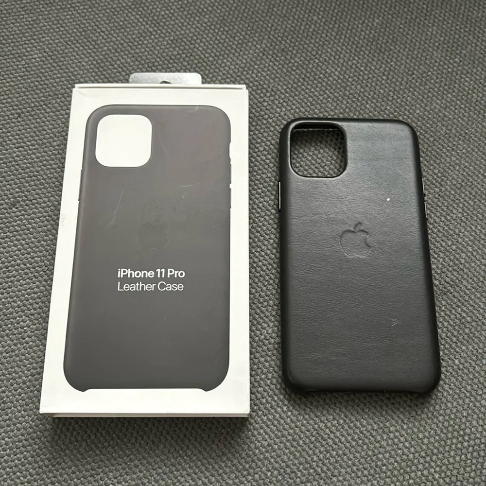 iPhone 11 Pro leather case